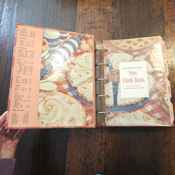 Vintage 1953 Better Homes & Gardens New Cookbook 5-Ring Binder Trad Traditional - Picture 2 of 6